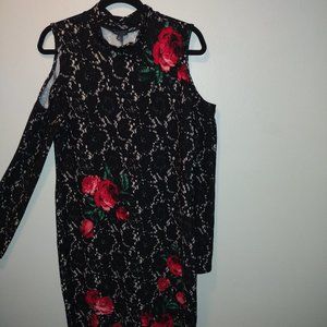 Bold elements Black w/Red Roses XL